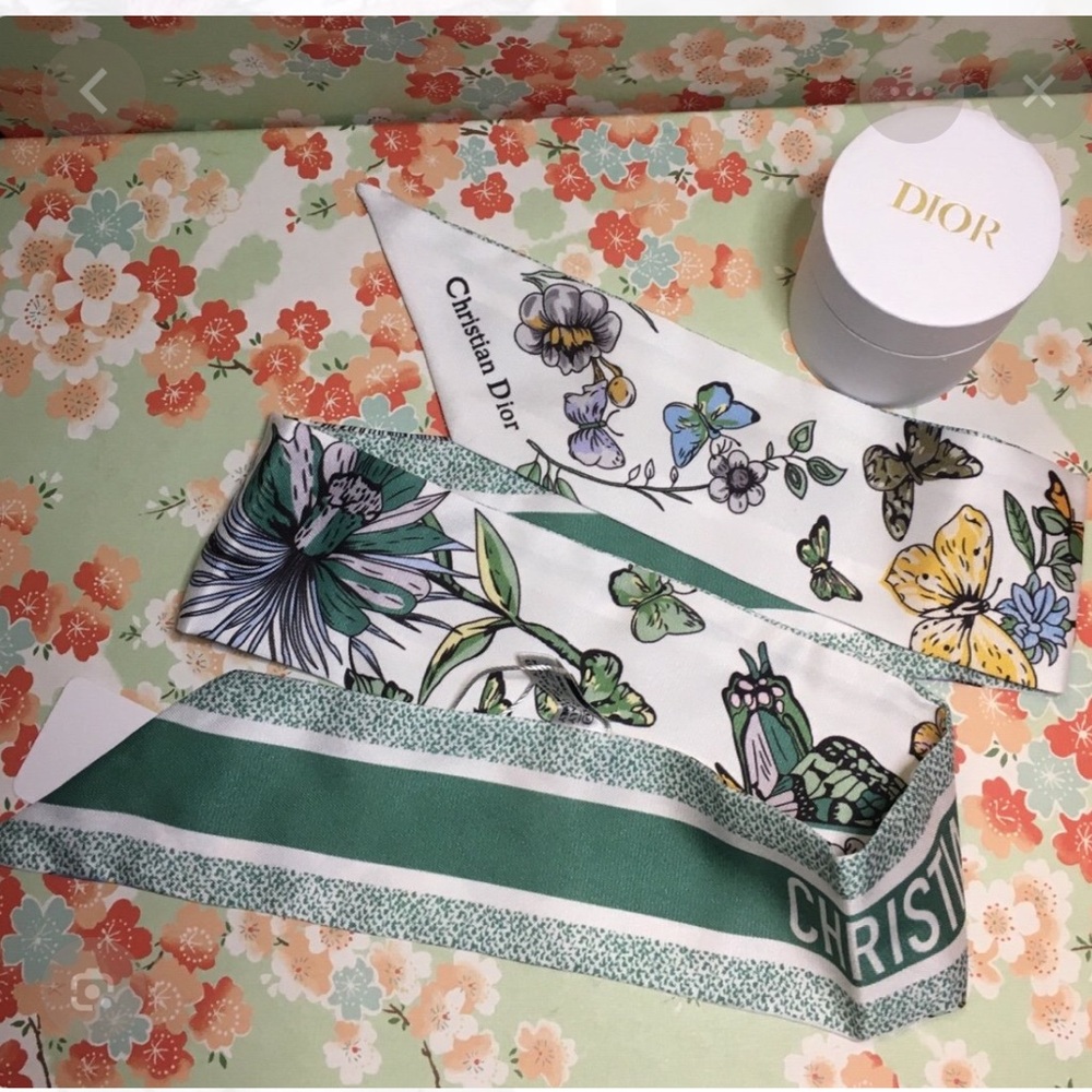 LAST ONE Dior 100% Silk Twilly Gift Floral 37" Butterflies green
